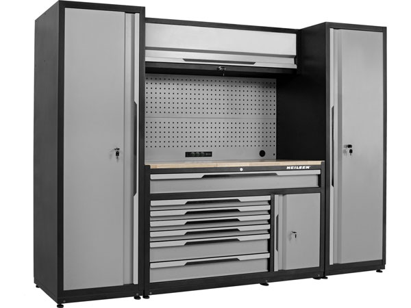 Flat-Pack Garage Storage Installation